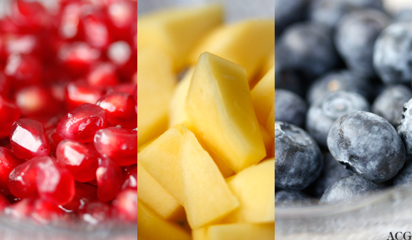 granateple, mango og blåbær