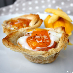 bilde av 2 stk eggmuffins med mangostaver