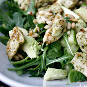 kyllingsalat med pesto