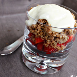 italiensk yoghurt-dessert