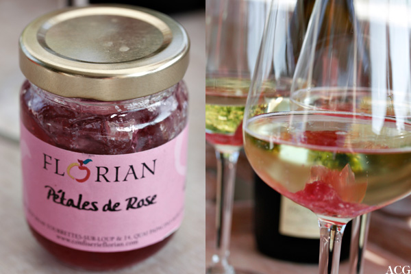 Nærbilde av drink med rosebladmarmelade