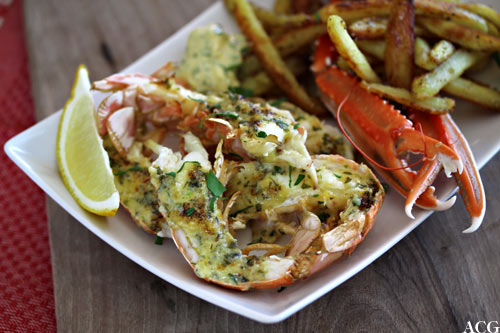 tallerken med grillet sjøkreps