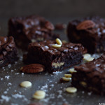 Brownies med salte nøtter