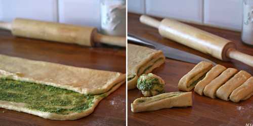 To bilder som viser bretting av brioche med pesto
