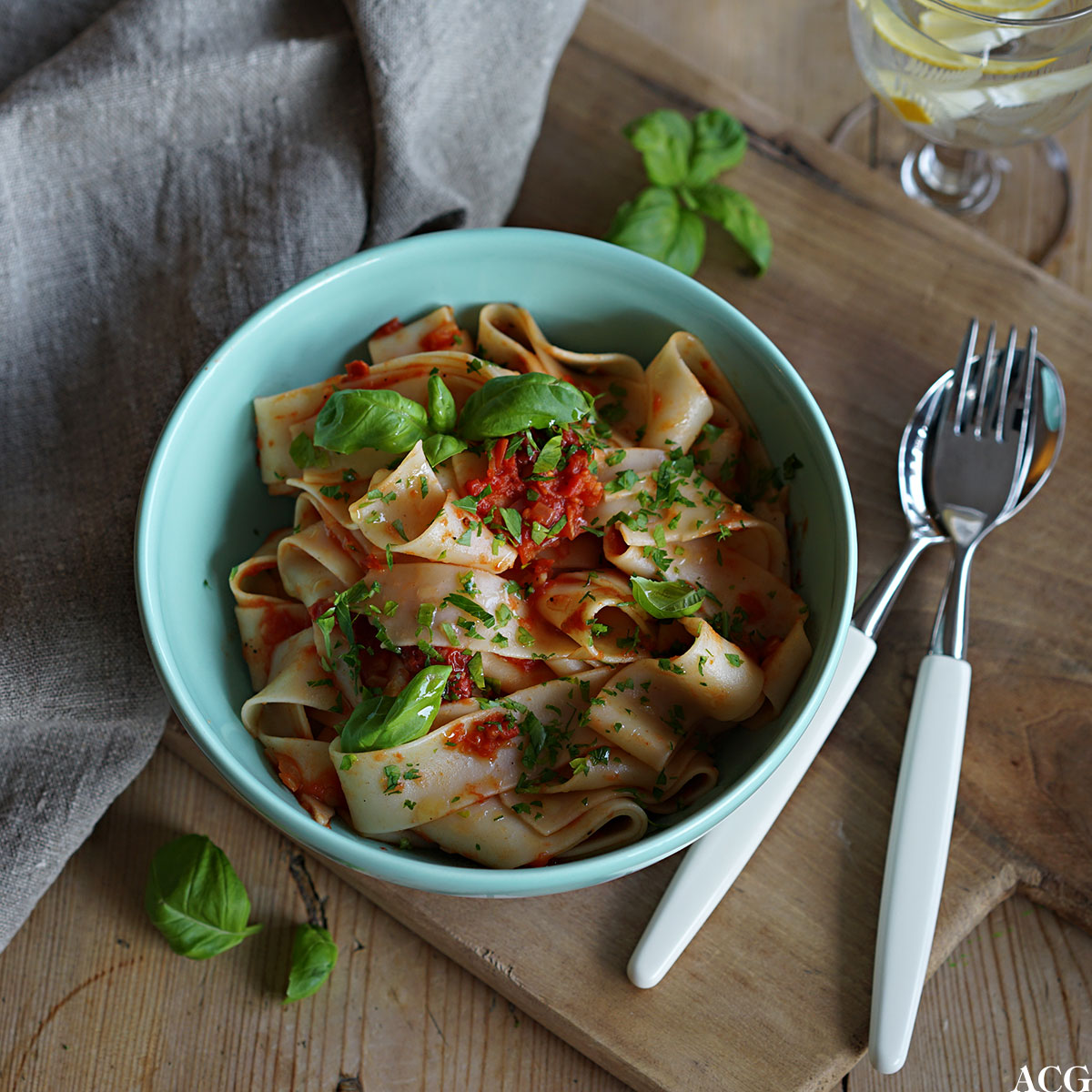 enkel pastasaus
