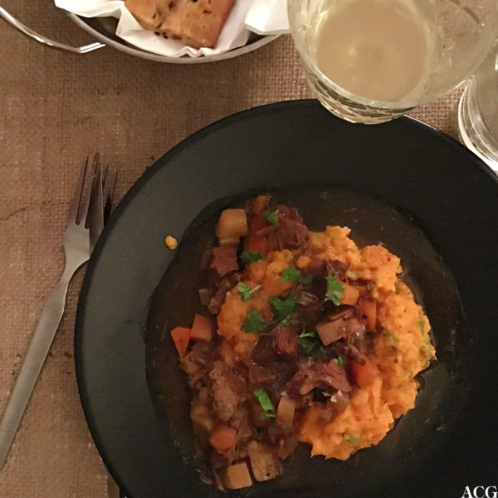 Guinnesgryte med søtpotetpuré