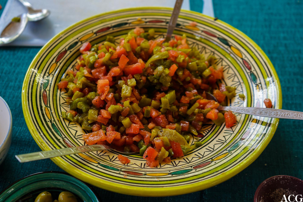 Marokkansk tomat- og grønn paprikasalat