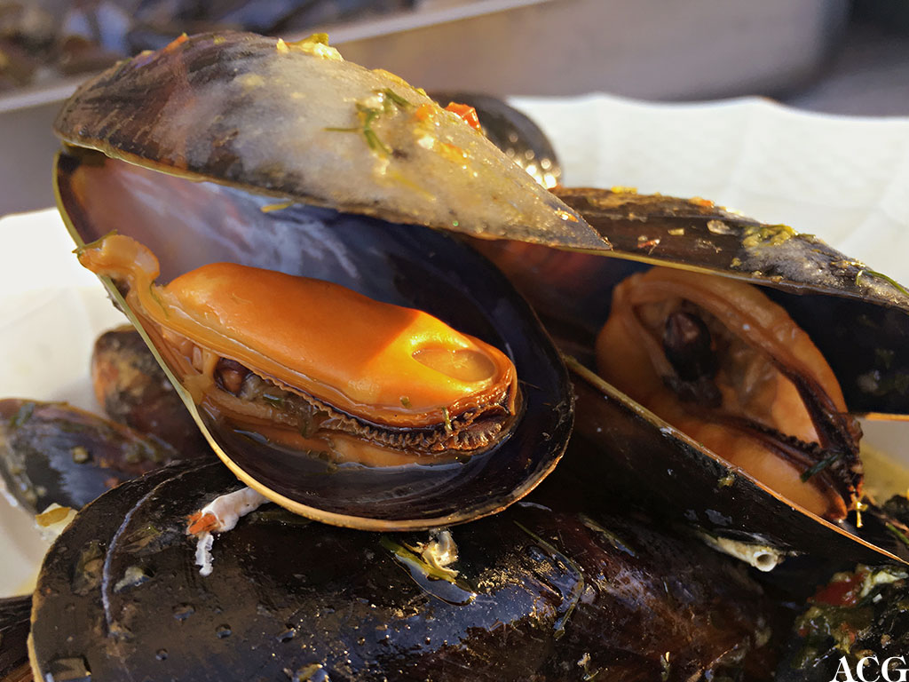 grillede blåskjell med urtesmør