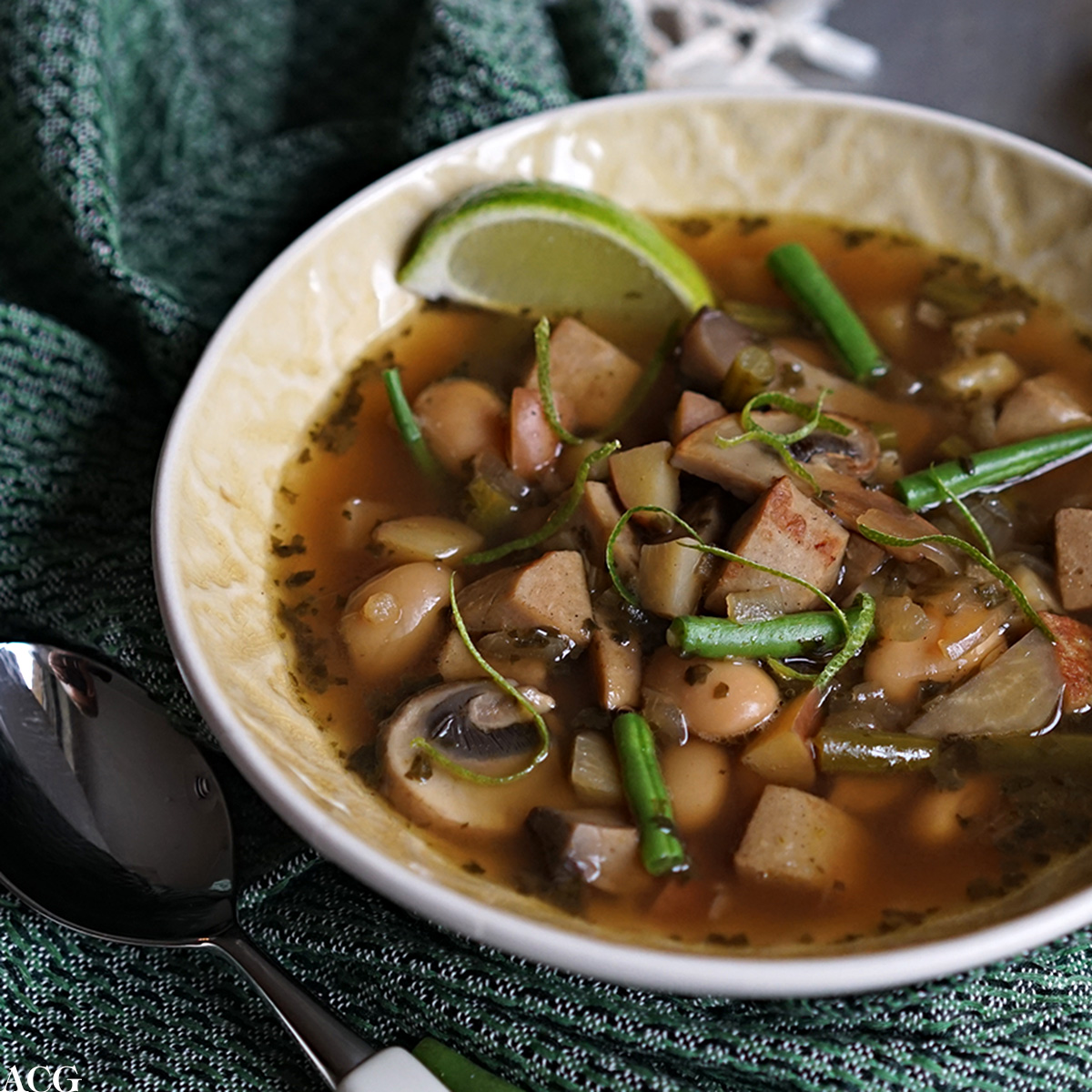 restesuppe med femkrydder